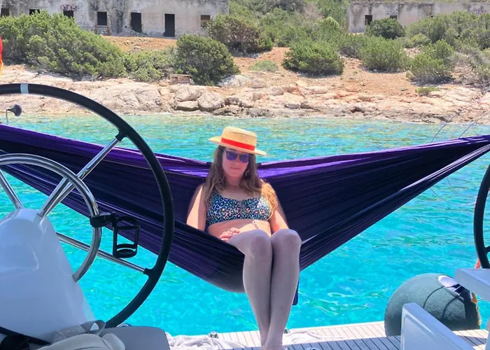 Bateau-hôtel Aurora Sailing Getaway 2 Or Day Cruises In The Greek Islands *